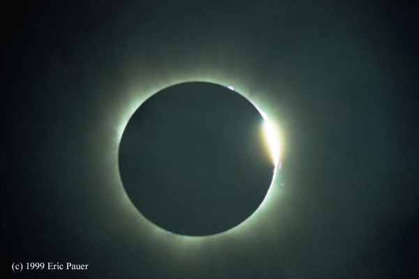 Diamond ring at third contact